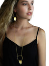 Collar circular con flecos dorados "Sin nombre"